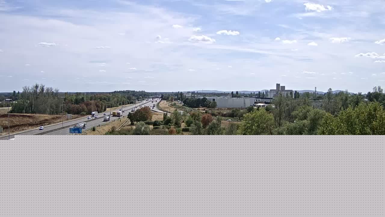 bifurcation-des-autoroutes-a31-et-a6-prs-de-beaune-vue-oriente-vers-lyon-1788278446.jpg