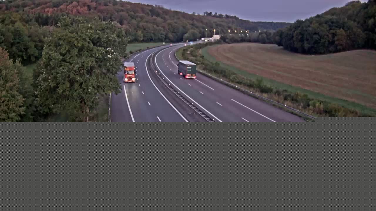 arrive-sur-la-plateforme-de-la-gare-de-page-de-st-maurice-dans-le-sens-mulhouse-beaune-1788245876.jpg