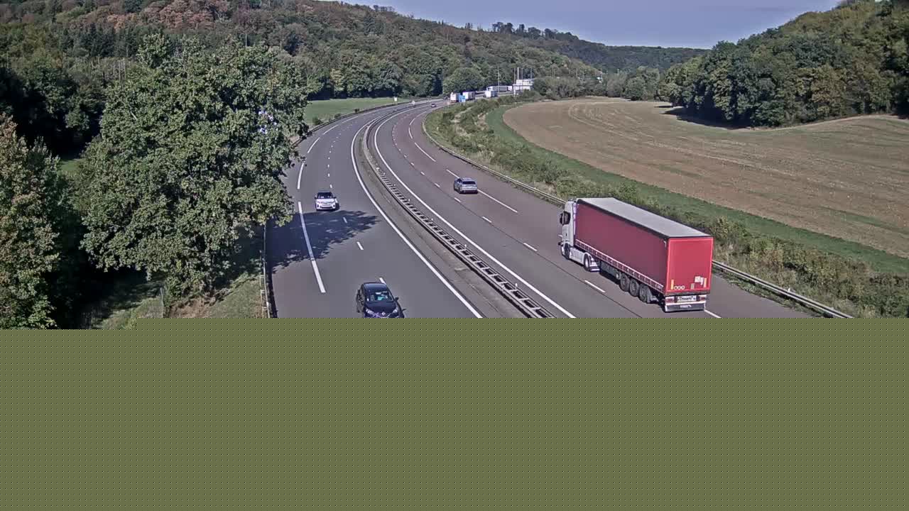 arrive-sur-la-plateforme-de-la-gare-de-page-de-st-maurice-dans-le-sens-mulhouse-beaune-1788256709.jpg