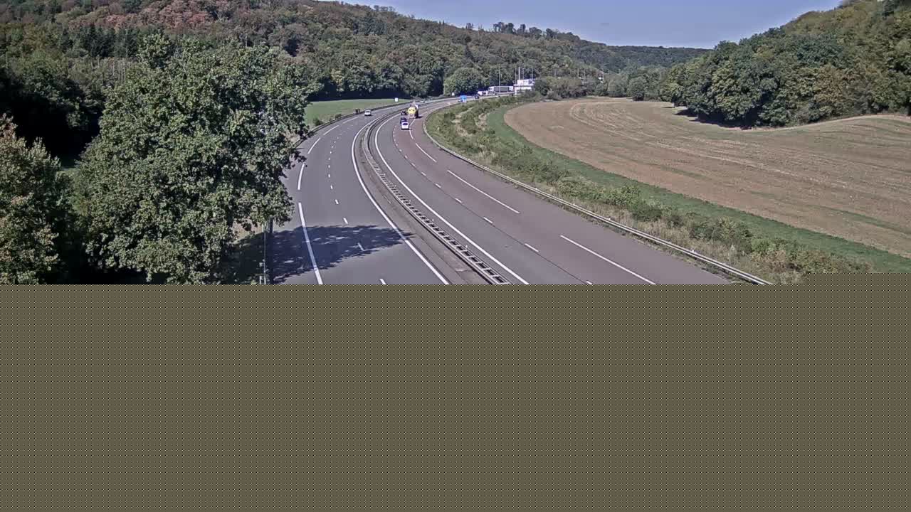 arrive-sur-la-plateforme-de-la-gare-de-page-de-st-maurice-dans-le-sens-mulhouse-beaune-1788260481.jpg