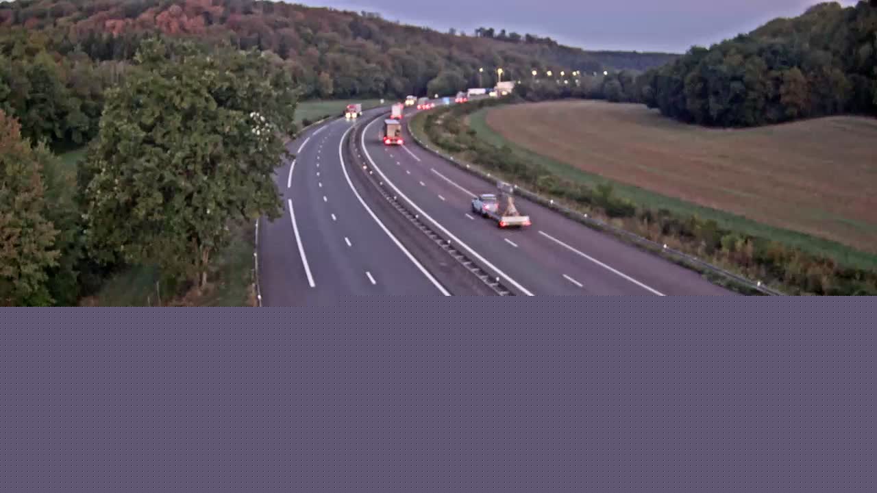 arrive-sur-la-plateforme-de-la-gare-de-page-de-st-maurice-dans-le-sens-mulhouse-beaune-1788418738.jpg