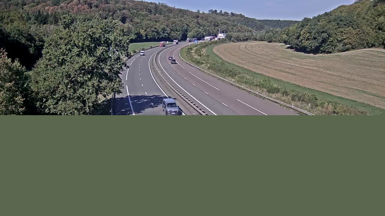 arrive-sur-la-plateforme-de-la-gare-de-page-de-st-maurice-dans-le-sens-mulhouse-beaune-1788433187.jpg