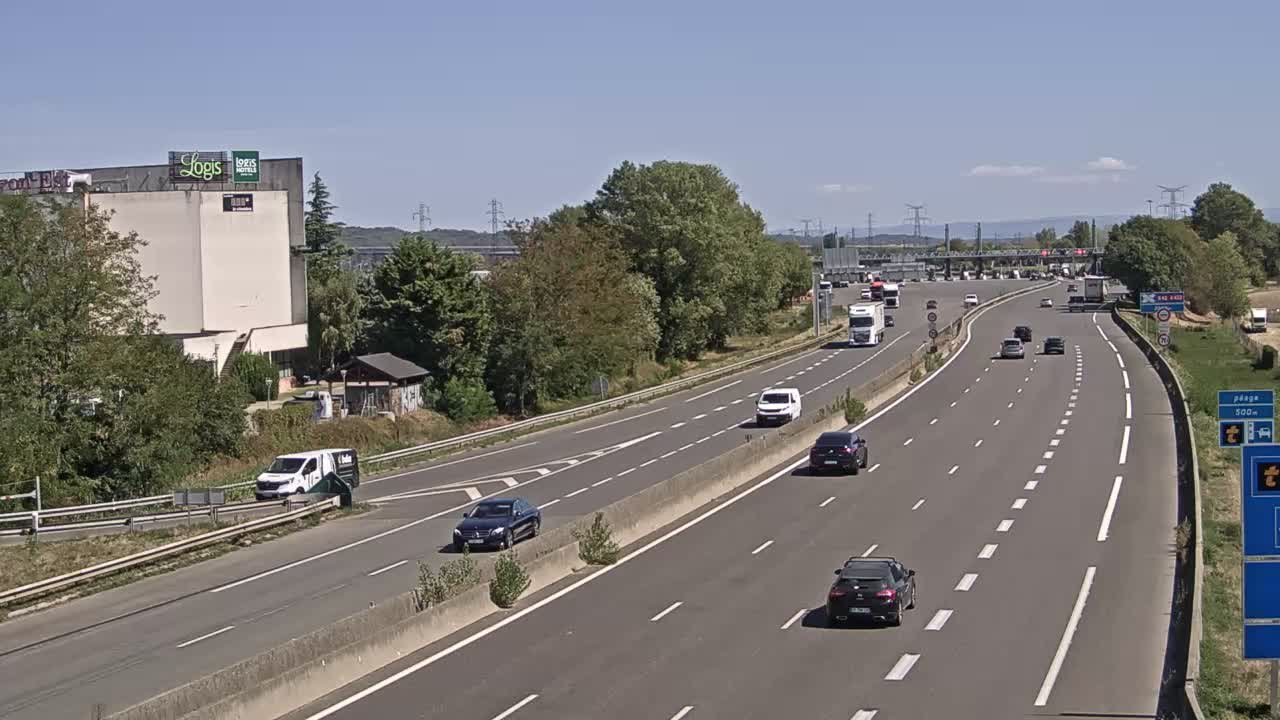page-de-st-maurice-de-beynost-sur-la42-lest-de-lyon-vue-oriente-vers-bourg-en-bresse-1788353858.jpg