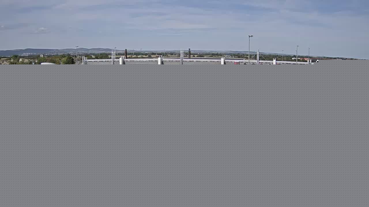 a71-prs-de-clermont-ferrand-hauteur-de-la-gare-de-clermont-gerzat-vue-oriente-vers-paris-1788274545.jpg