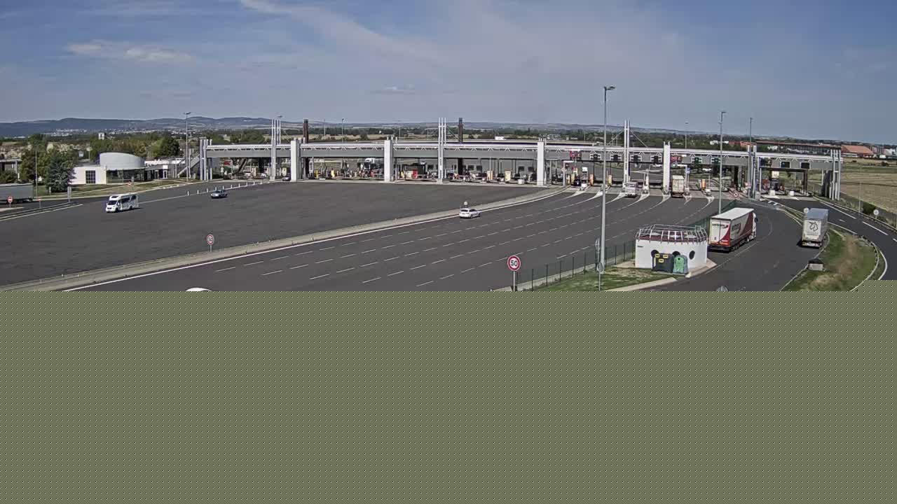 a71-prs-de-clermont-ferrand-hauteur-de-la-gare-de-clermont-gerzat-vue-oriente-vers-paris-1788357309.jpg