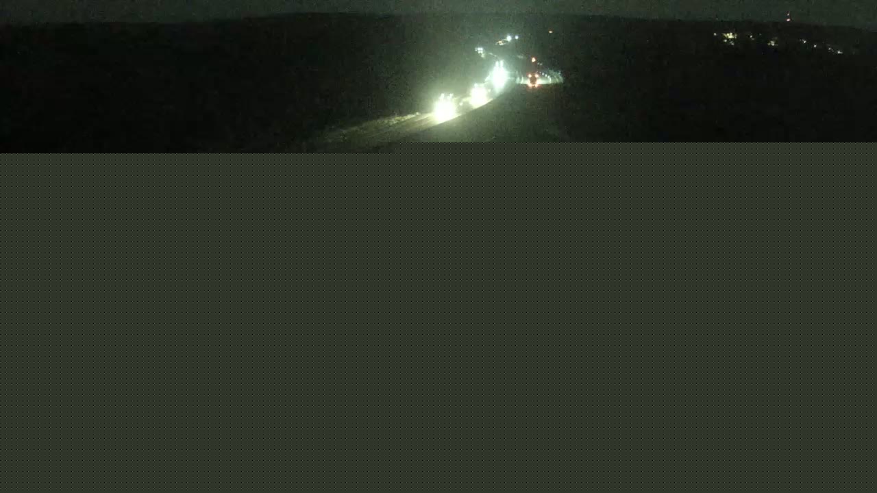 autoroute-a6-prs-dauxerre-nord-vue-oriente-vers-lyon-1788310663.jpg
