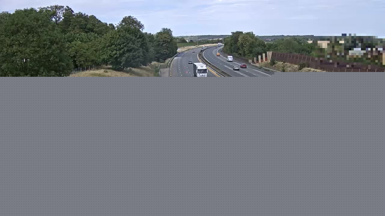 autoroute-a6-en-priphrie-de-mcon-sud-vue-oriente-vers-paris-1788364517.jpg