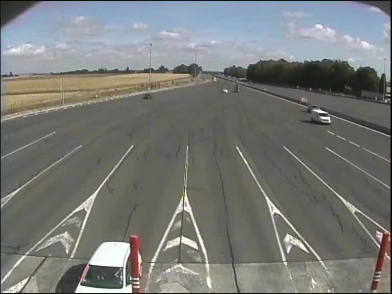 barrire-de-page-de-coutevroult-sur-lautoroute-a4-non-loin-de-marne-la-valle-vue-oriente-vers-reims-1788263466.jpg