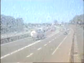 autoroute-a8-prs-du-pont-de-larc-aix-en-provence-vue-oriente-vers-avignon-1788357032.jpg