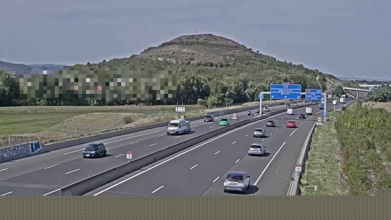 a75-prs-de-clermont-ferrand-hauteur-de-la-pardieu-vue-oriente-vers-paris-1788277940.jpg